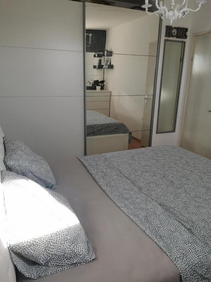 Kenzo Apartment Senj  Eksteriør bilde
