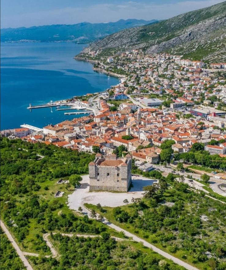 Kenzo Apartment Senj  Eksteriør bilde